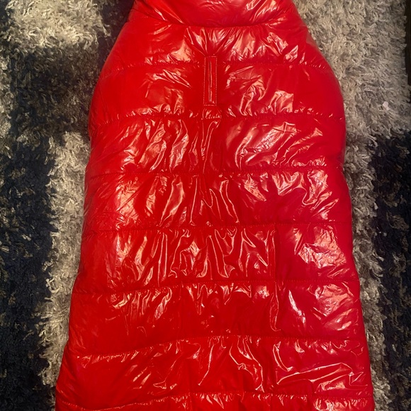 NWOT XL dog 🐶puffer coat, bright red - Picture 6 of 6